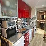 2 Pieces Climatise Avec Terrasse Et Parking A Ste Maxime - Fr-1-780-43 Lejlighed Sainte-Maxime