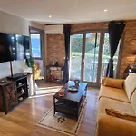 Apartment 2 Pieces Climatise Avec Terrasse Et Parking A Ste Maxime - Fr-1-780-43