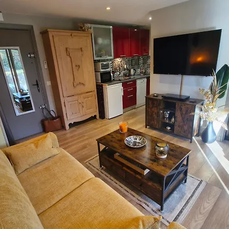 Apartamento 2 Pièces Climatisé, Belle Terrasse, Parking Privé, Proche Centre-ville Et - Fr-1-780-43 Sainte-Maxime